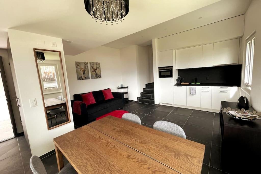 Wohnung Mit Fantastischer Aussicht Trin Luaran gambar
